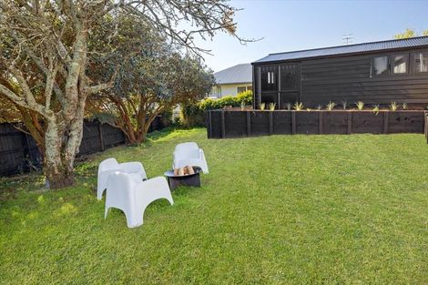 Photo of property in 19 Dunlop Road, Te Puke, 3119