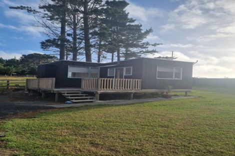 Photo of property in 837 Ararimu Valley Road, Helensville, Waimauku, 0882