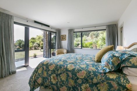 Photo of property in 64 Waipuka Road, Waimarama, Havelock North, 4294