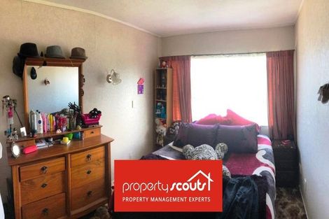 Photo of property in 2/7 Highland Park Drive, Highland Park, Auckland, 2010