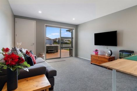 Photo of property in 21 Greystone Place, Omokoroa, 3114