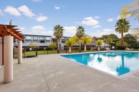 Photo of property in 7b/30 Westward Ho, Glen Eden, Auckland, 0602