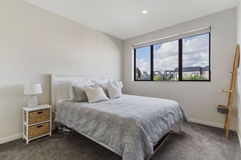 Photo of property in 8 Hato Road, Hobsonville, Auckland, 0616