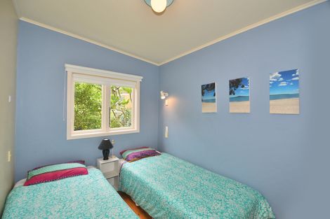 Photo of property in 14 Hillside Crescent, Leigh, 0985