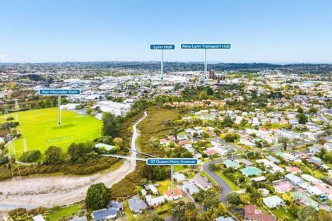 Photo of property in 37 Queen Mary Avenue, New Lynn, Auckland, 0600