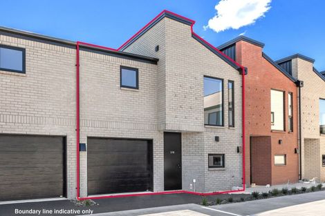 Photo of property in 5/90 Holly Road, St Albans, Christchurch, 8014