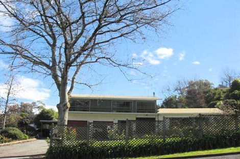 Photo of property in 2 Domain Road, Waipawa, 4210