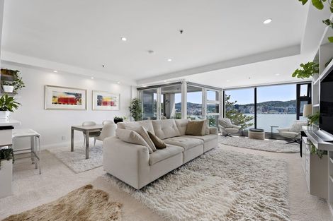 Photo of property in 10/318u Oriental Parade, Oriental Bay, Wellington, 6011