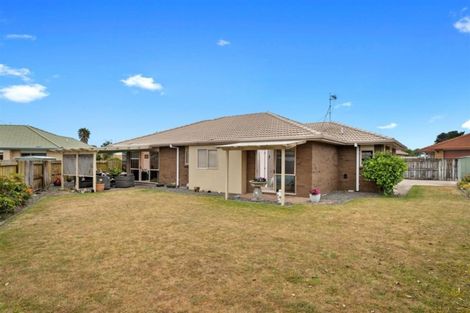 Photo of property in 6 Sequoia Grove, Mount Maunganui, 3116