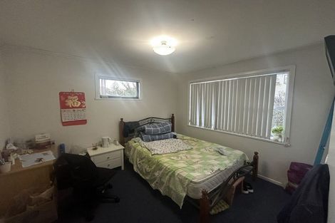 Photo of property in 25 Ellice Road, Totara Vale, Auckland, 0629