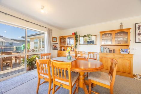 Photo of property in 37 Higginson Street, Otane, 4202