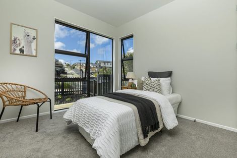 Photo of property in 36 Taiororua Avenue, Massey, Auckland, 0614