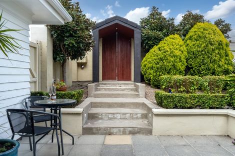 Photo of property in 33 Bleakhouse Road, Howick, Auckland, 2014