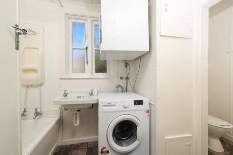 Photo of property in 10 Newport Street, Belleknowes, Dunedin, 9011