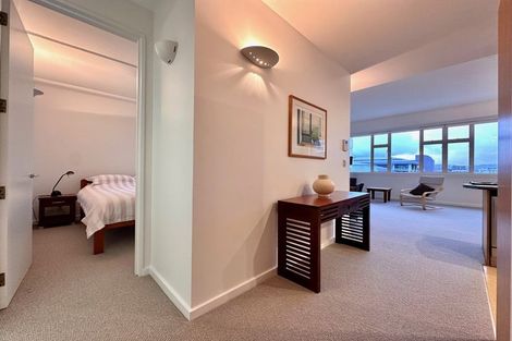 Photo of property in De Vere Apartments, 4/23 Tennyson Street, Te Aro, Wellington, 6011