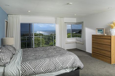 Photo of property in 77 Waitea Road, Muriwai, 0881