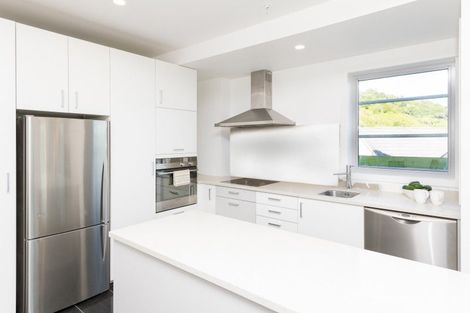 Photo of property in Marina View Apartments, 307/4 Reads Quay, Gisborne, 4010