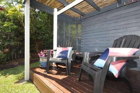 Photo of property in 1/6 Sevilla Place, Unsworth Heights, Auckland, 0632