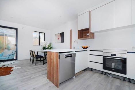 Photo of property in 37 Claude Road, Hillpark, Auckland, 2102