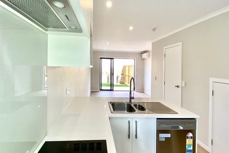 Photo of property in 7/125b Metcalfe Road, Ranui, Auckland, 0612
