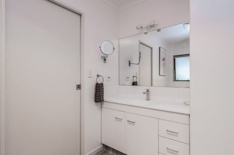 Photo of property in 285unit Vaughan Road, Owhata, Rotorua, 3010