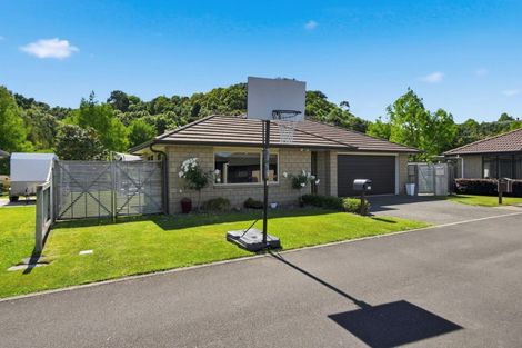 Photo of property in 11 Barometer Way, Pyes Pa, Tauranga, 3112