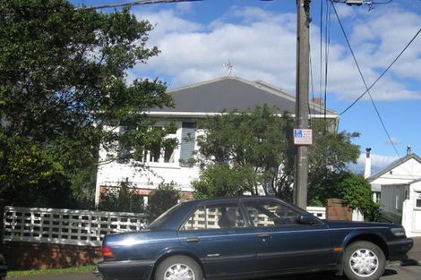 Photo of property in 47 Rawhiti Terrace, Kelburn, Wellington, 6012
