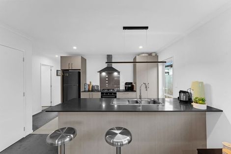 Photo of property in 101 Kuaka Drive, Takanini, 2112