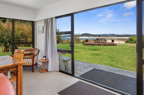 Photo of property in 36 Te Maika Road, Ngunguru, Whangarei, 0173