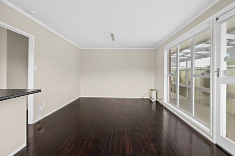 Photo of property in 17 Helvetia Drive, Browns Bay, Auckland, 0630