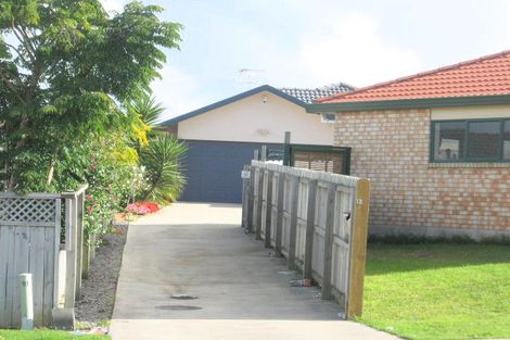 Photo of property in 12 Senator Drive, Manurewa, Auckland, 2105