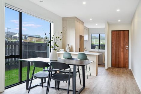 Photo of property in 1/18 Akakura Terrace, Peacocke, Hamilton, 3206