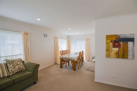 Photo of property in 8 Amberwood Drive, Northpark, Auckland, 2013