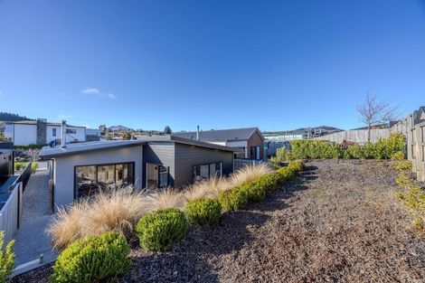 Photo of property in 207 Aubrey Road, Wanaka, 9305