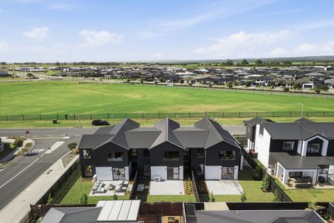 Photo of property in 25 Carronade Street, Papamoa Beach, Papamoa, 3118