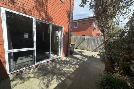 Photo of property in 672b Ferry Road, Woolston, Christchurch, 8023