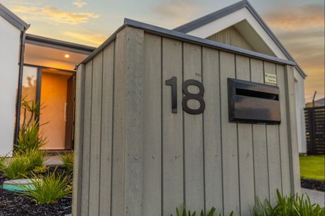 Photo of property in 18 Karere Avenue, Marshland, Christchurch, 8083