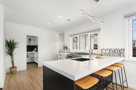 Photo of property in 59 Pacific Road, North New Brighton, Christchurch, 8083