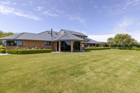Photo of property in 1179 Devon Road, Bell Block, New Plymouth, 4373