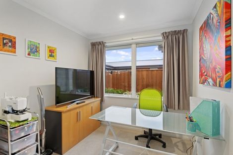 Photo of property in 33 Chandler Way, Rolleston, 7615