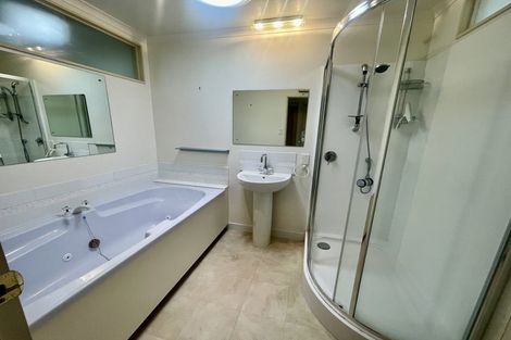Photo of property in 14 The Cliffs, Britannia Heights, Nelson, 7010