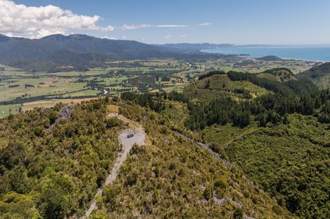 Photo of property in 742 Rameka Creek Road, East Takaka, Takaka, 7183