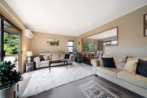Photo of property in 2/5 Highlight Parade, Te Atatu South, Auckland, 0610