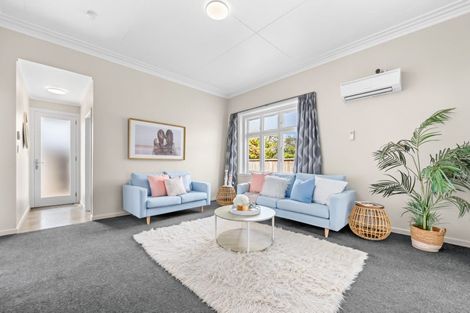 Photo of property in 43 Biddle Crescent, Taita, Lower Hutt, 5011