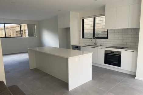 Photo of property in 45b Greenvalley Rise, Glenfield, Auckland, 0629