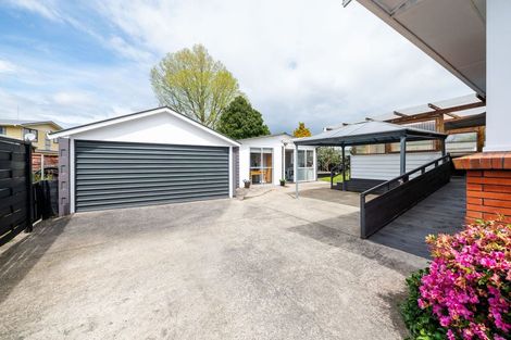 Photo of property in 152 Bryant Road, St Andrews, Hamilton, 3200