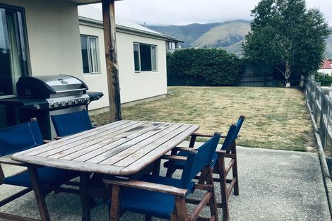 Photo of property in 81a Kings Drive, Wanaka, 9305