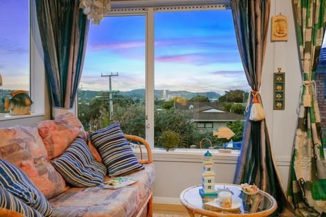 Photo of property in 3 Pohutukawa Avenue, Red Beach, 0932