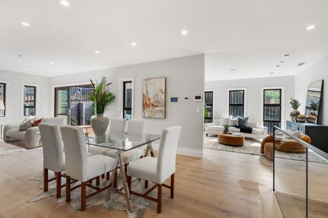 Photo of property in 7 Halcyon Bay Lane, Wainui, 0992