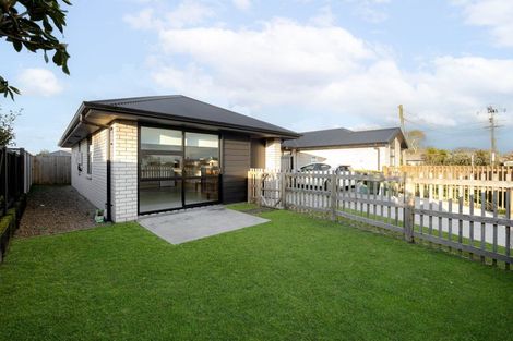 Photo of property in 2u2 Grange Avenue, Nawton, Hamilton, 3200